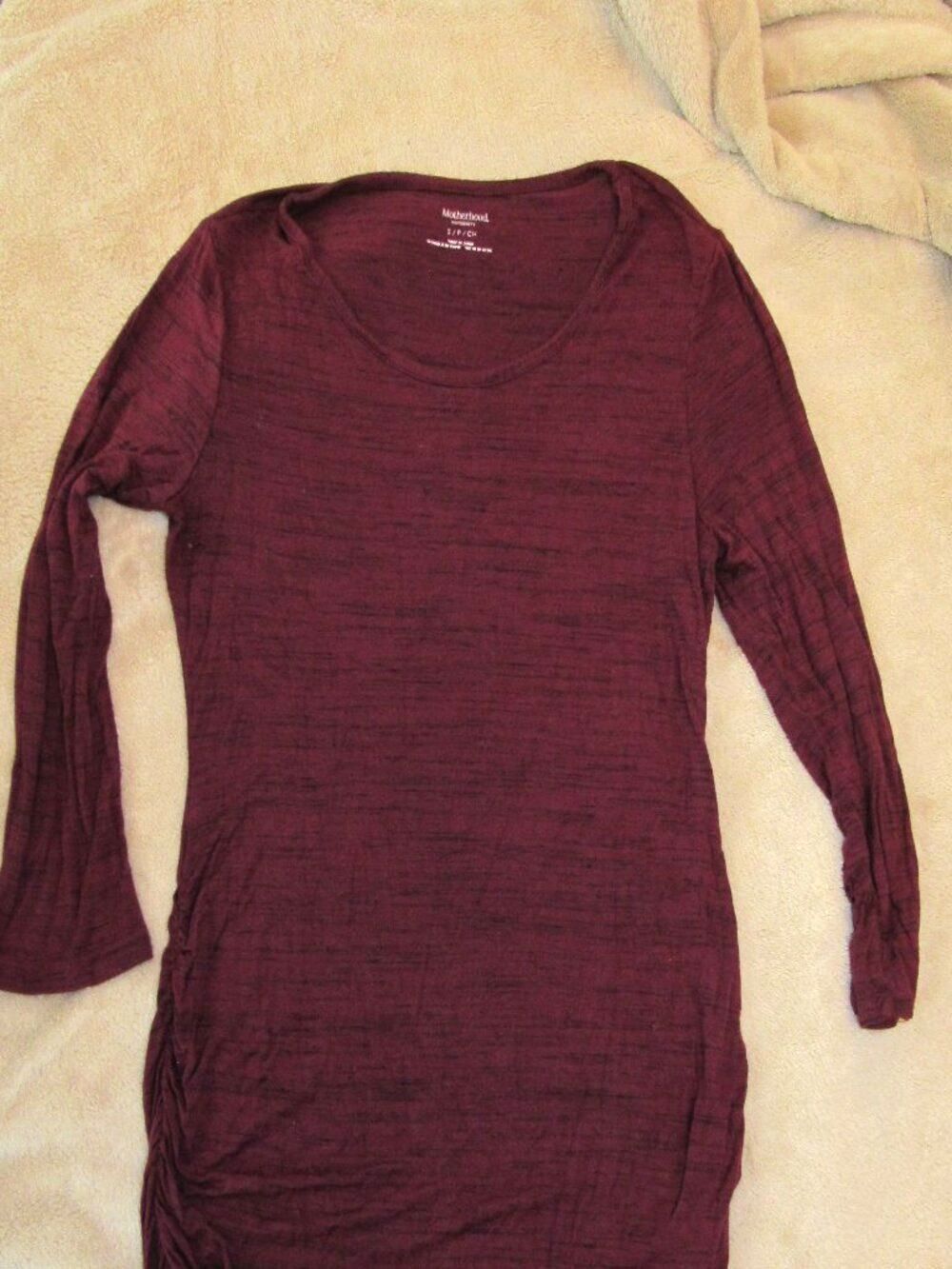 Small Burgundy Lightweight Motherhood Maternity Long Sleeve Tee Tshirt